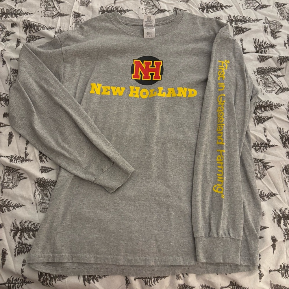 Gildan Gray New Holland Logo Shirt